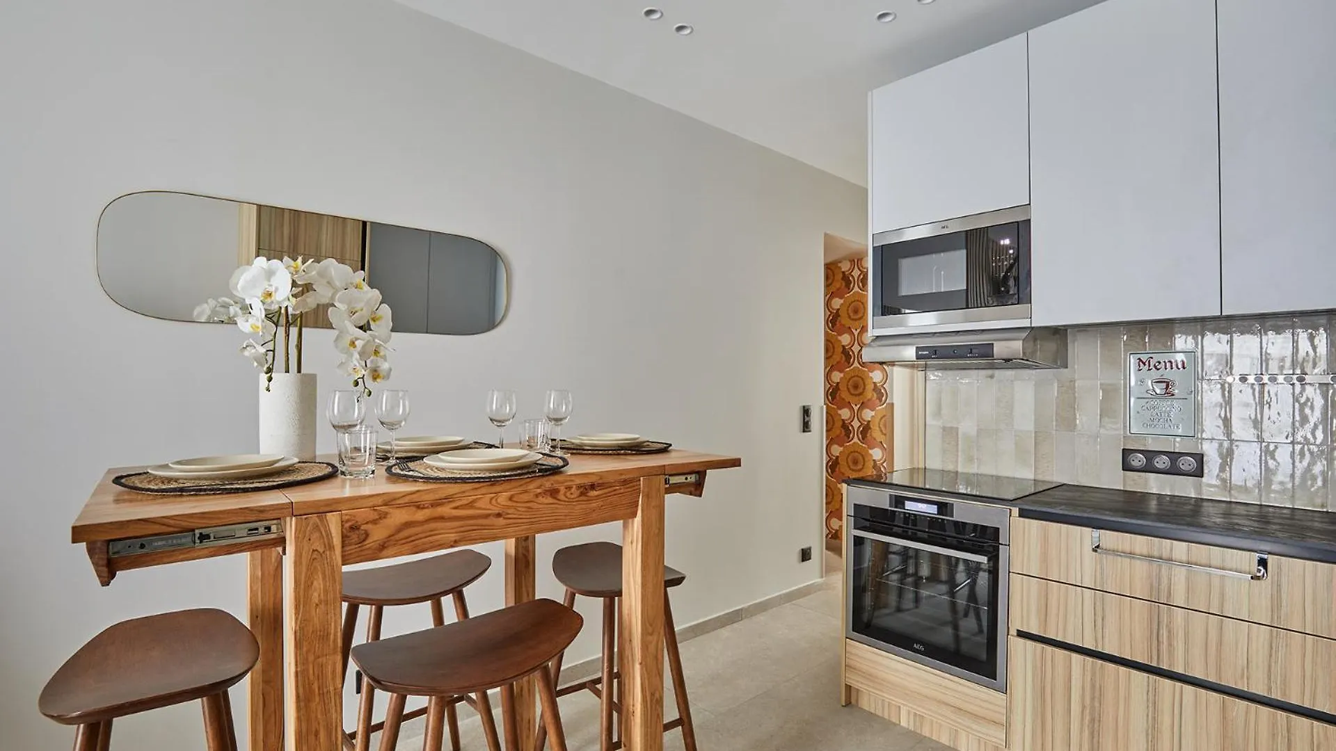 Apartment Center Of Paris By Studioprestige