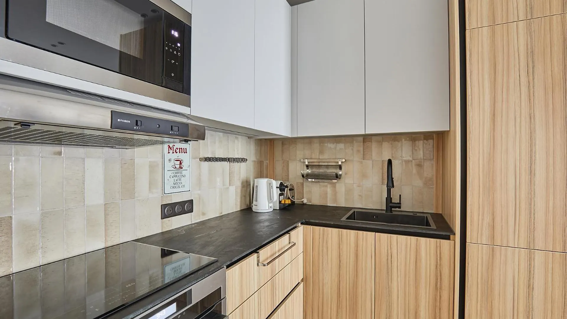 Apartment Center Of Paris By Studioprestige