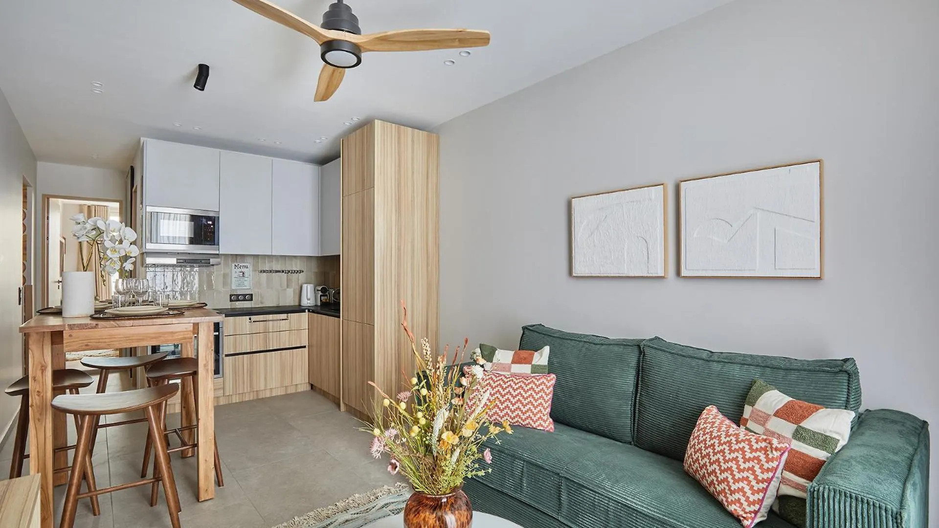 Apartment Center Of Paris By Studioprestige